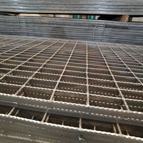 工程齒形平臺鋼格柵鋼格板實用選購指南