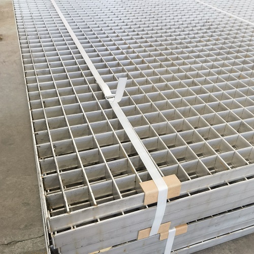 如何辨別劣質(zhì)鋼格板？看這4個細(xì)節(jié)，避免安全隱患