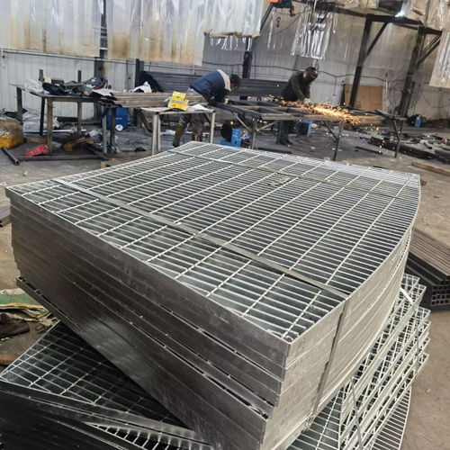 鋼格柵板市場格局正在發(fā)生變化，這些信號要關注