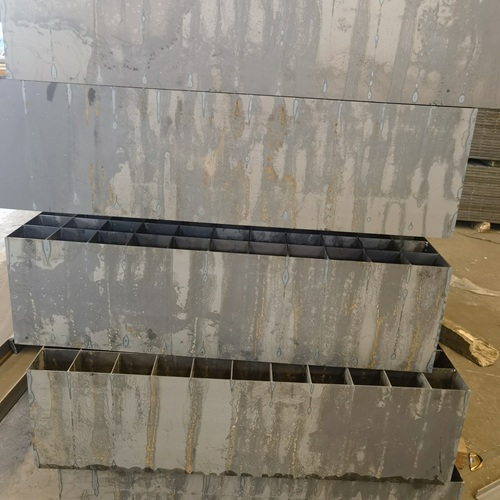 音樂節(jié)舞臺搭建為什么離不開鋼格柵板