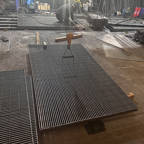 國內(nèi)鋼格板vs進口鋼格板，性價比分析