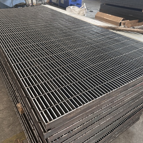 鋼格板采購只看價格？90%的人栽在這一點(diǎn)上